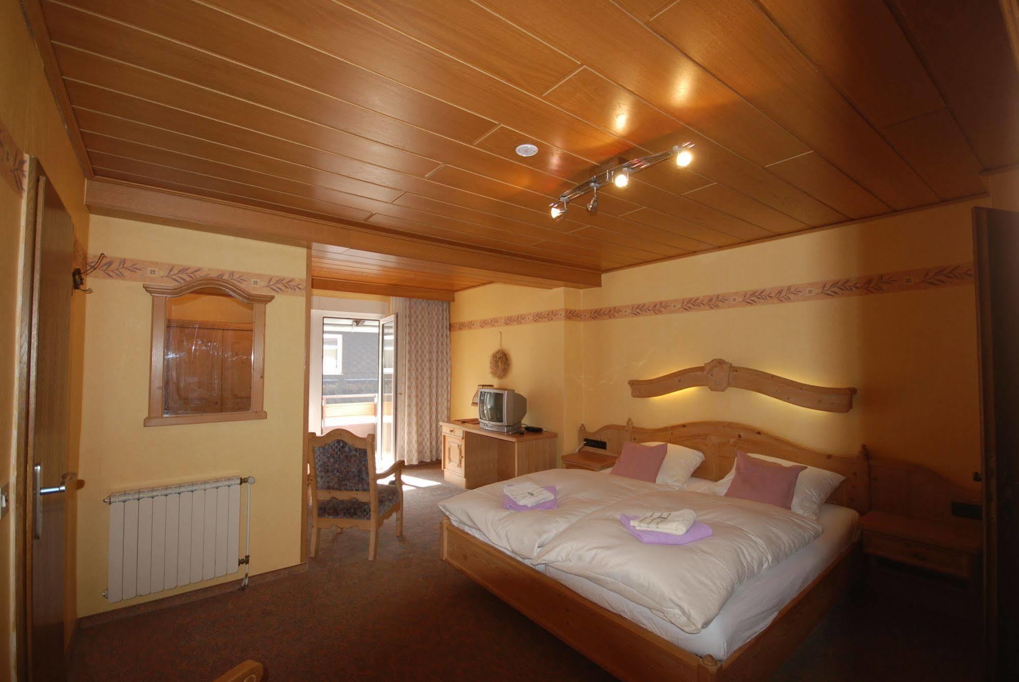 Pension Robin Hood Willingen  Exterior photo